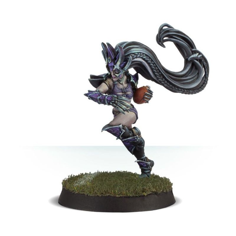 Blood Bowl Roxanna Darknail